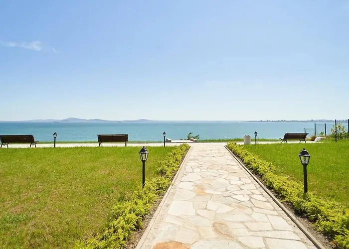 M1 Pool And View Burgas