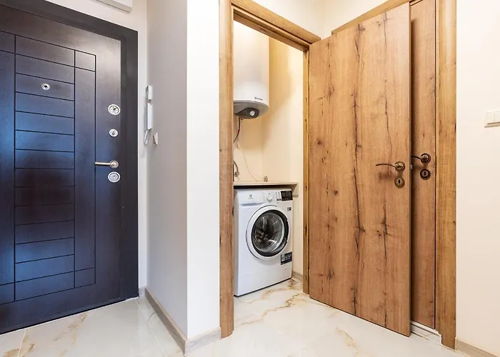 M1 Pool And View Burgas